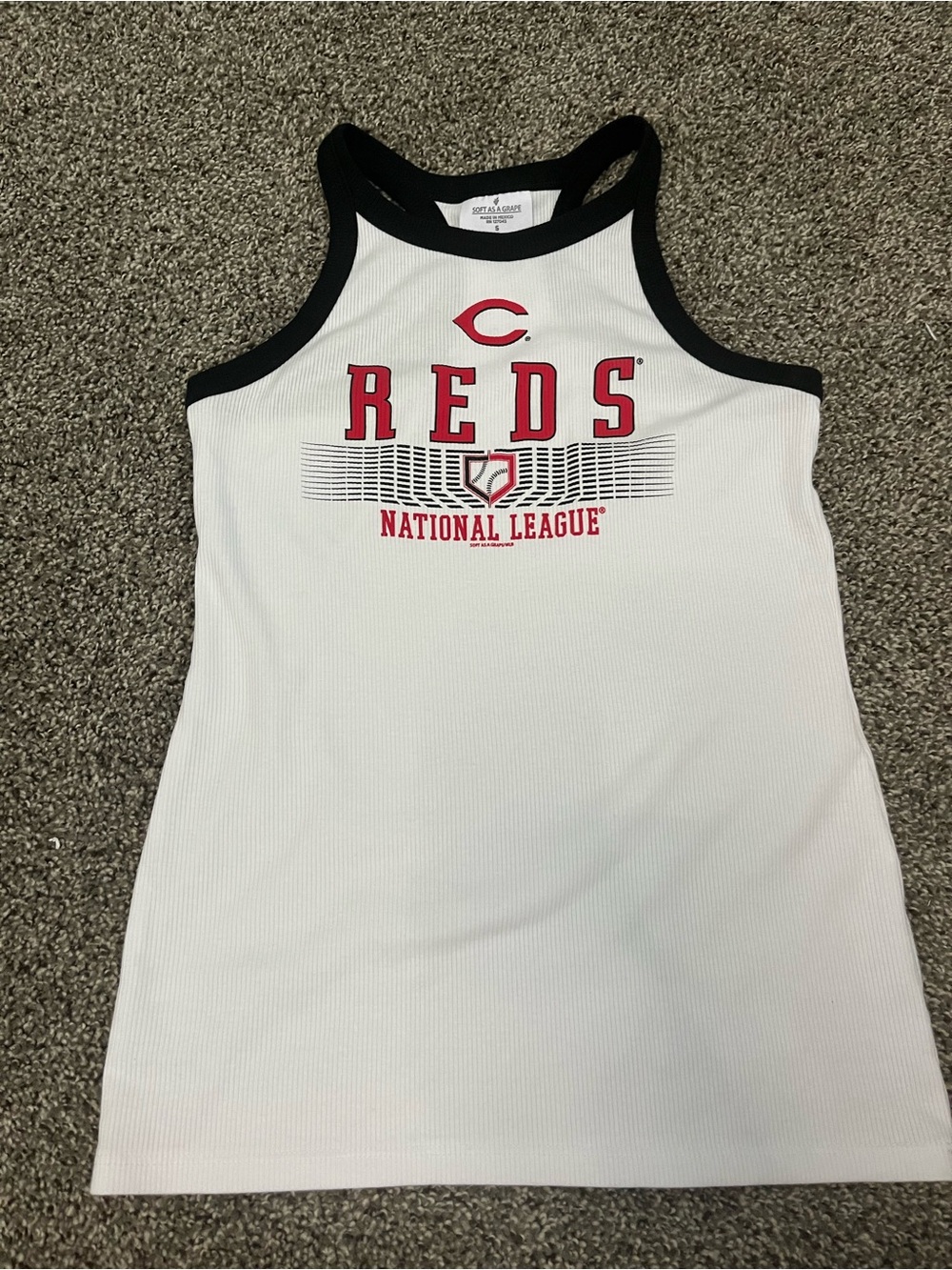 Cincinnati reds tank top NWOT
